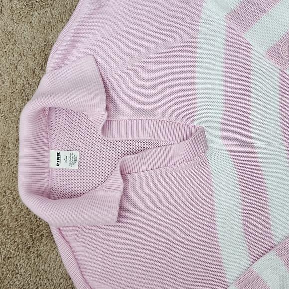 Collared Crop Top - Picture 2 of 8